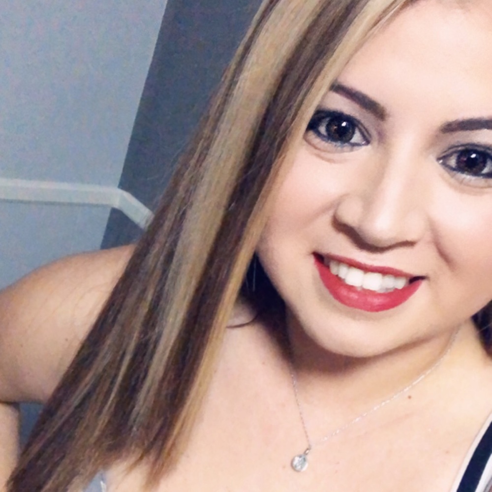 Meet your Posher, Cindy